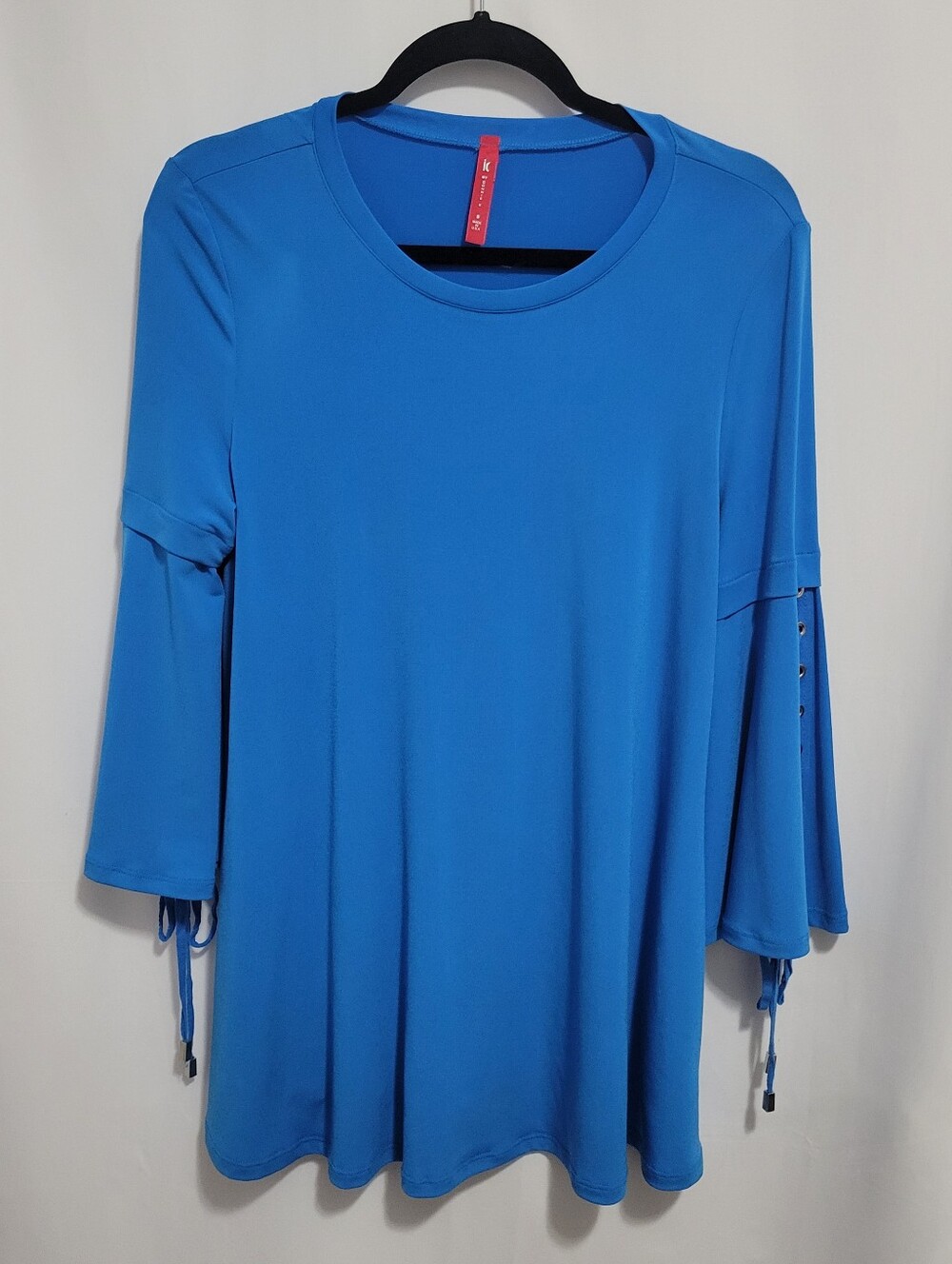 IC by Connie K Blue Blouse/Tunic, Laced Bell Sleeves & Pockets. Size Small
